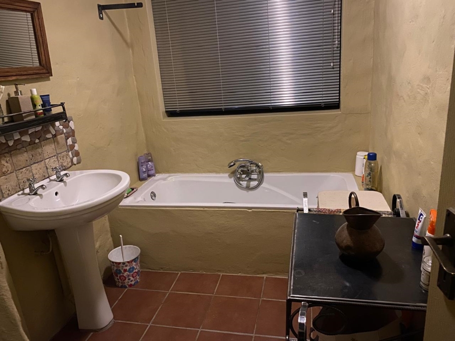 2 Bedroom Property for Sale in Ladismith Rural Western Cape